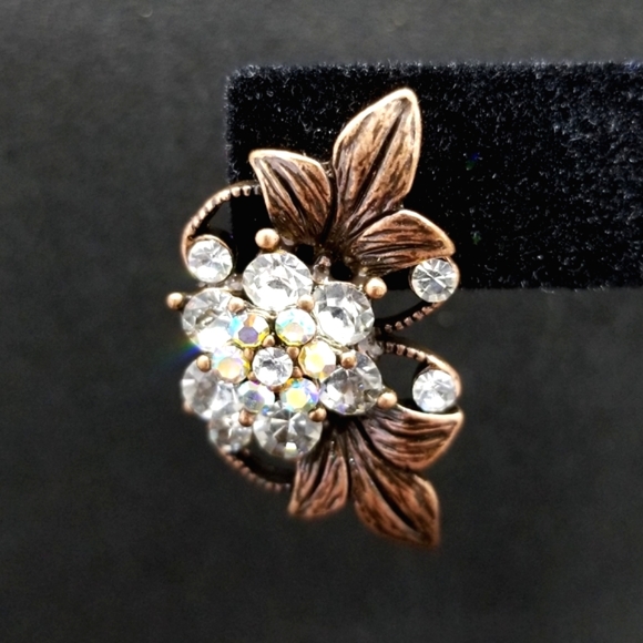 Copper aurora borealis crystal flower earrings - Picture 2 of 7